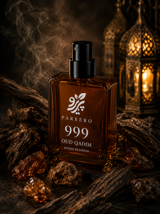 Angled Pareero 999 Oud Qadim extrait de parfum among oud wood, amber resin and Arabian lanterns
