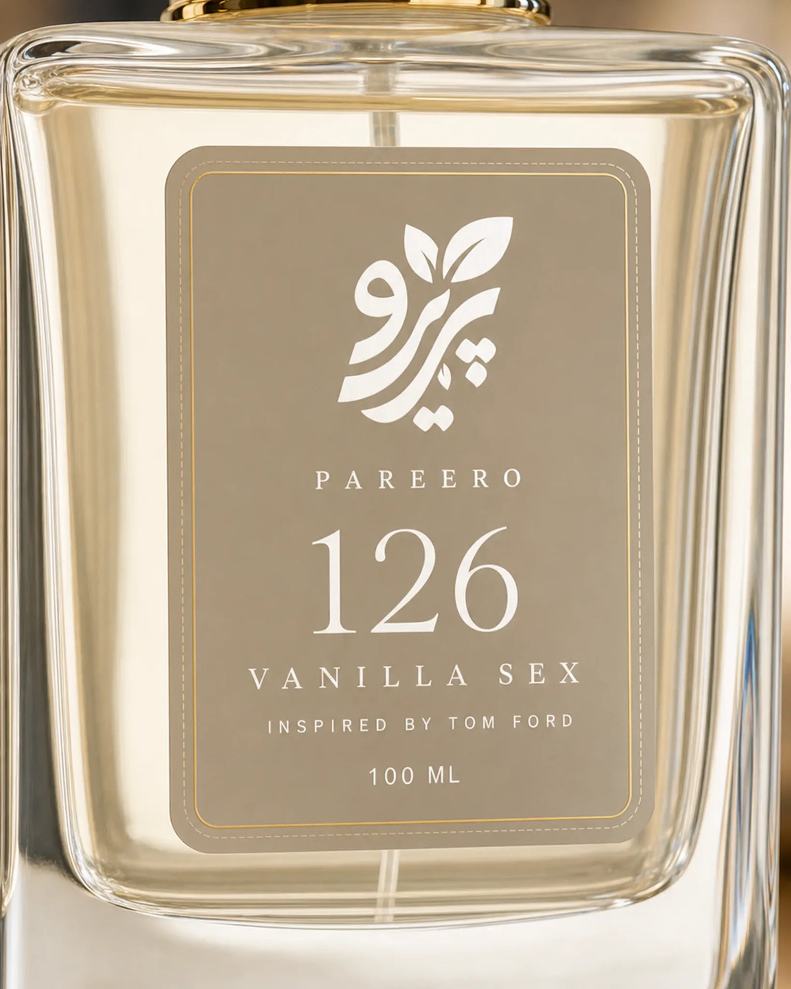 Pareero 126 inspired by Vanilla Sex macro label and clear glass bottle craftsmanship image