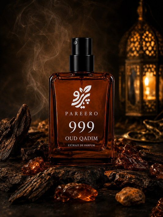 Pareero 999 Oud Qadim extrait de parfum hero with oud wood, amber resin, incense smoke and Arabian lantern